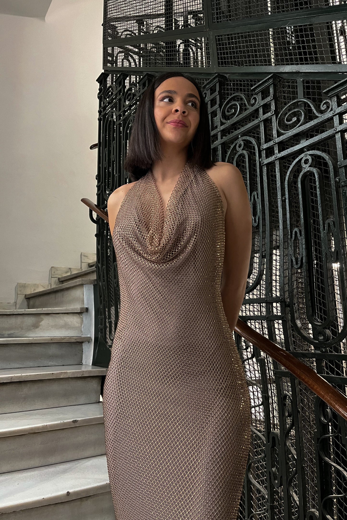 Vestido Kentia Dorado