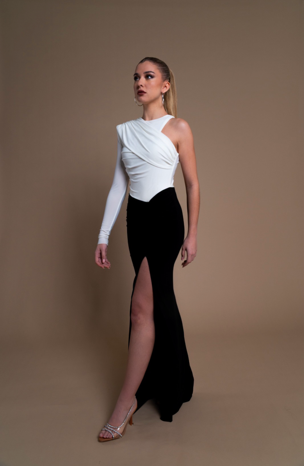 Vestido Hipnos Blanco Y negro