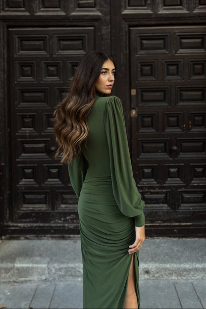 vestido-largo-verde-oliva-manga-abullonada-falda-abertura-6